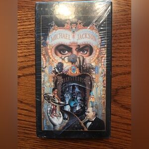 ORIGINAL MICHEAL JACKSON VHS TAPE NOT OPENED!